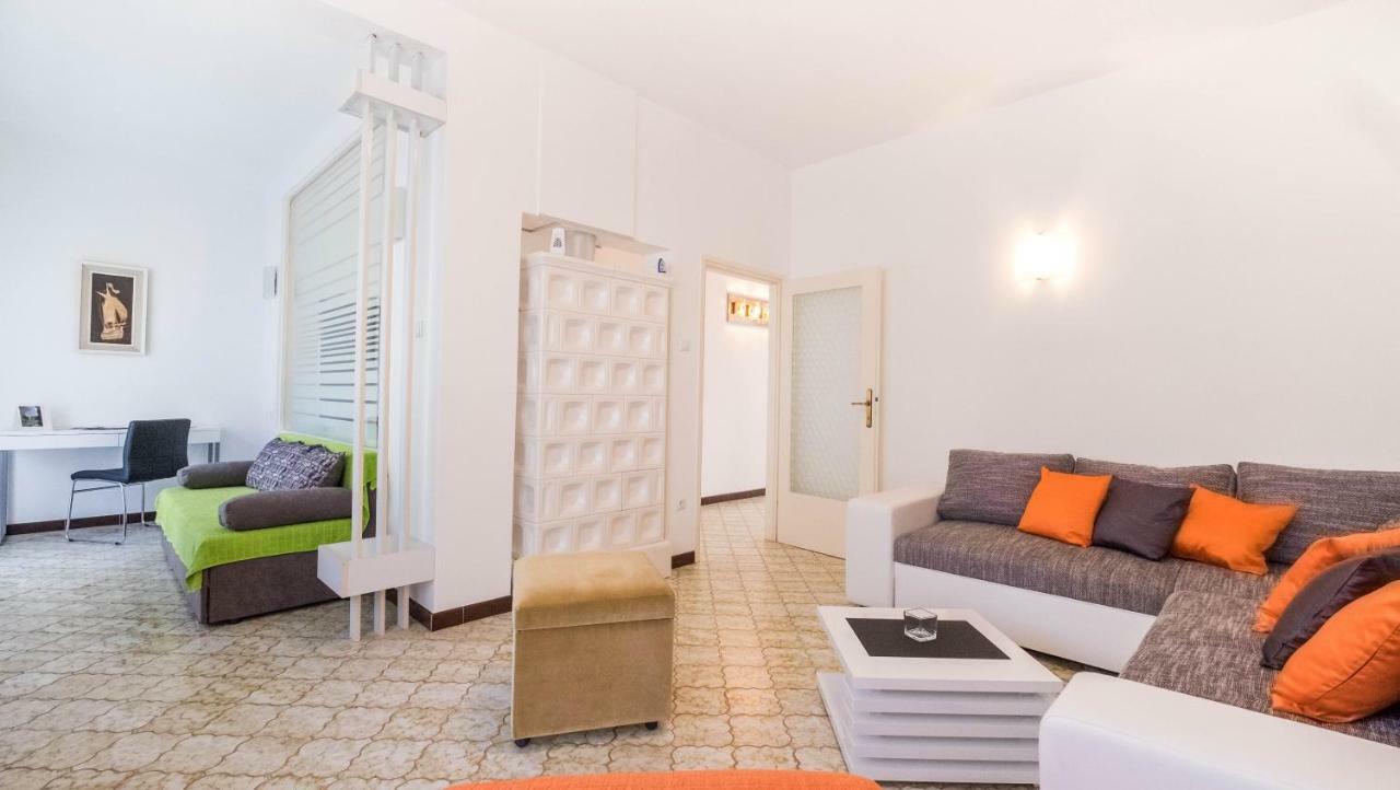 Apartment Ema Медулин Екстер'єр фото